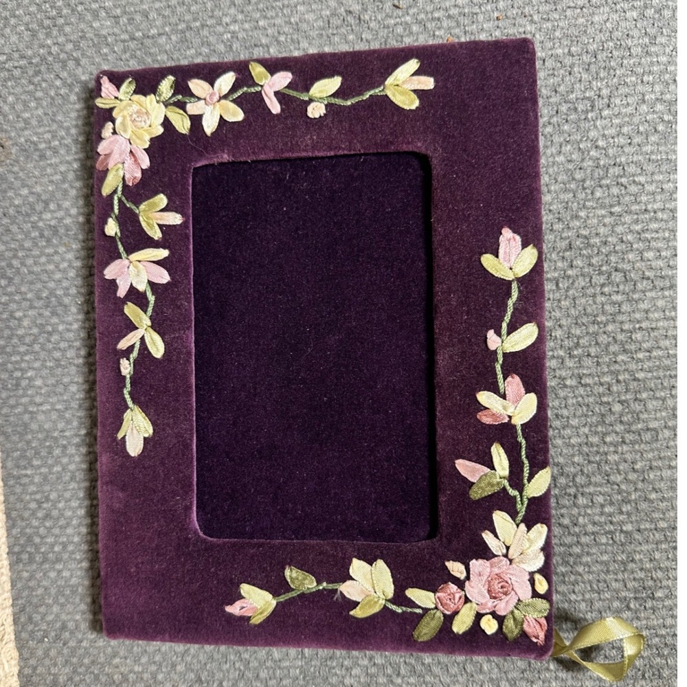 VTG Purple Velvet Ribbon Embroidery Floral Picture Frame 5x7 Victorian Bohemian